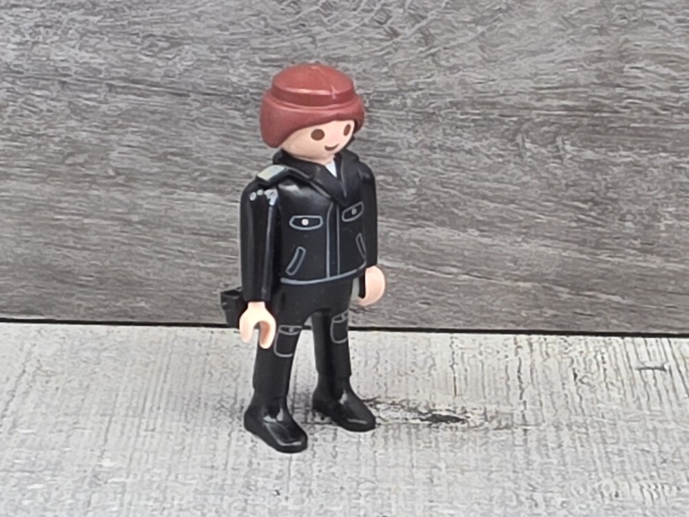 PLAYMOBIL Policeman City Action Replacement Figure g50